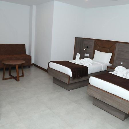 ג'משדפור Hotel K79 מראה חיצוני תמונה